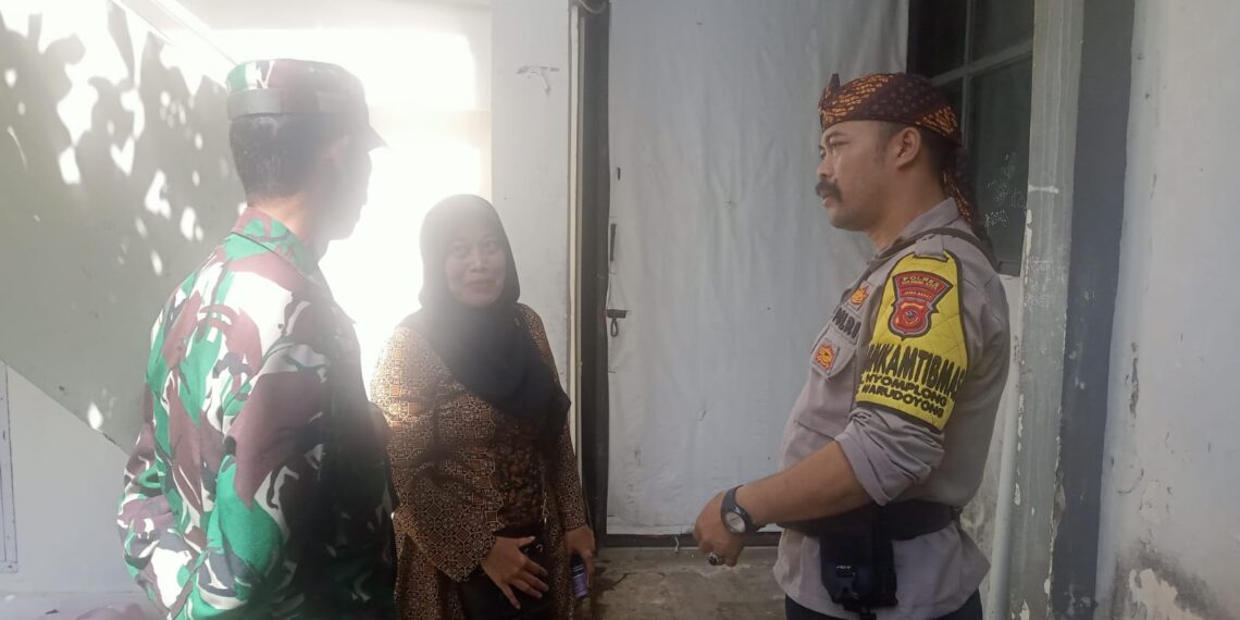 Datangi Warga Langsung, Babinkamtibmas Berikan Himbauan Gukamtibmas