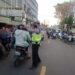 Antisipasi Kemacetan Pagi , Unit Lantas Polsek Sukalarang Melaksanakan Gatur Lalin Saat Jam Masuk Karyawan