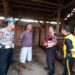Jalin Kedekatan Dengan Tokoh Masyarakat, anggota Polsek Lembursitu Sambang Ke Wilayah Binaannya