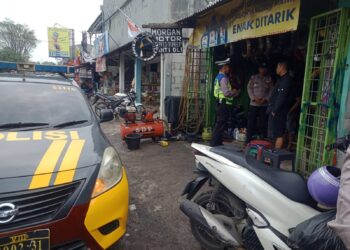 Polsek Sukalarang Sampaikan Pesan Ke Pemilik Bengkel Motor dan Toko Penjual Knalpot Agar Situasi Kamtibmas dan Suasana Lingkungan Nyaman