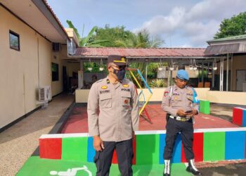 Sebagai Sarana Komunikasi Pimpinan dan Anggota Polsek Gunungpuyuh Laksanakan Apel Pagi