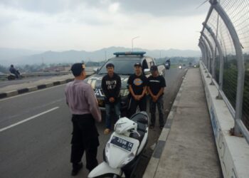 Berikan Himbauan Kamtibmas Unit Samapta Laksanakan Patroli Dialogis Siang Hari