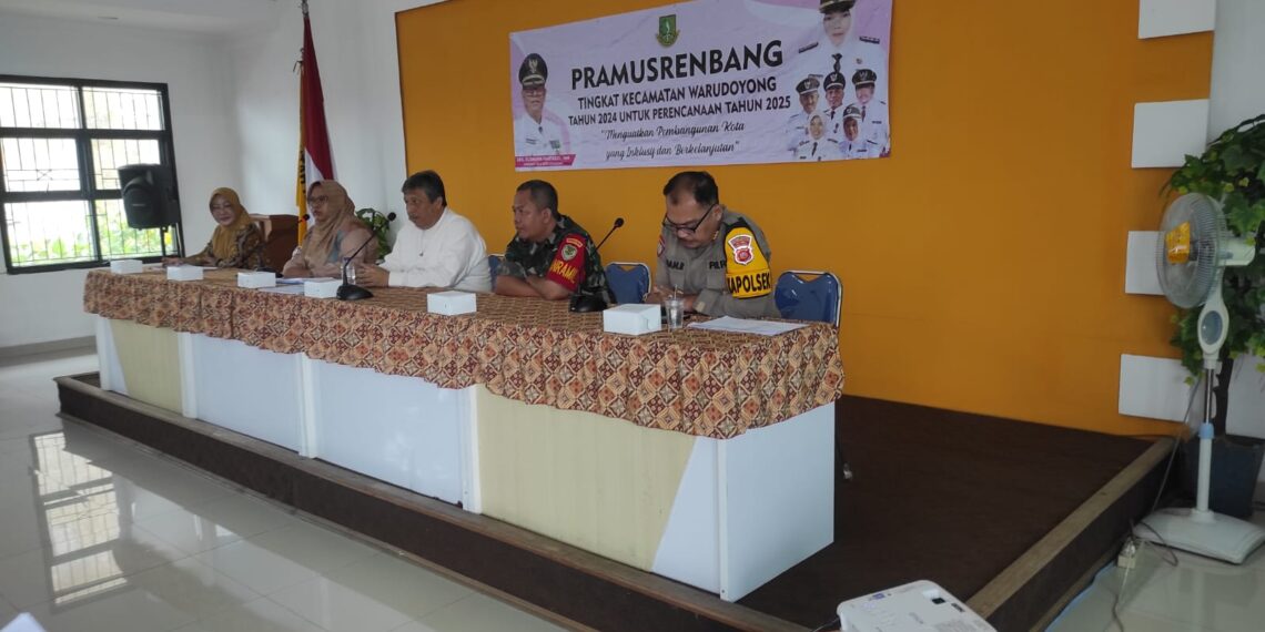 Kapolsek Warudoyong Hadiri Kegiatan Pramusrembang Tingkat Kec Warudoyong Th 2024