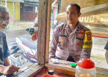 Wujudkan Kamtibmas Yang Kondusif, Bhabinkamtibmas Polsek Baros Polres Sukabumi Kota Rutin Laksanakan Sambang
