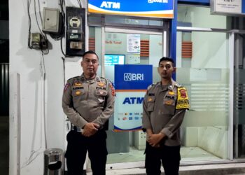 Cegah Kejahatan Perbankan Polsek Sukalarang Patroli Malam Hari Kontrol ATM BRI