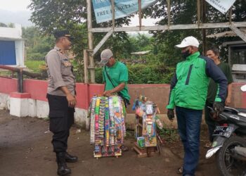 Wujudkan Kamtibmas Yang Kondusif Kanit Samapta Polsek Cireunghas, Laksanakan Patroli Sambang Warga