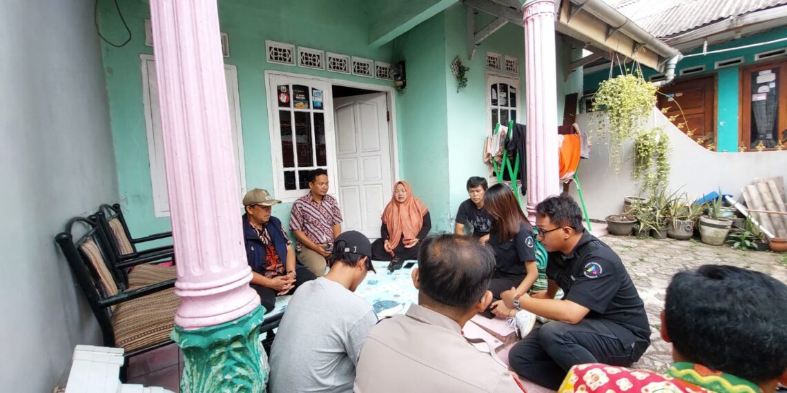 Sampaikan Himbauan Kamtibmas melalui Giat Ngariung Sareng Kapolsek