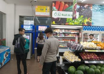 Patroli Ke Atm, Personil Polsek Gunungpuyuh Ciptakan Rasa Aman Dan Nyaman Warga