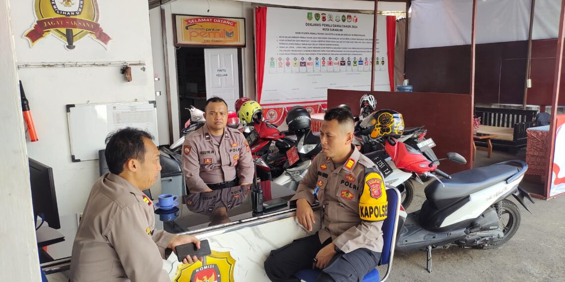 Kapolsek Citamiang, Ploting Personil Amankan Gudang Logistik KPU Kota Sukabumi 24 Jam.