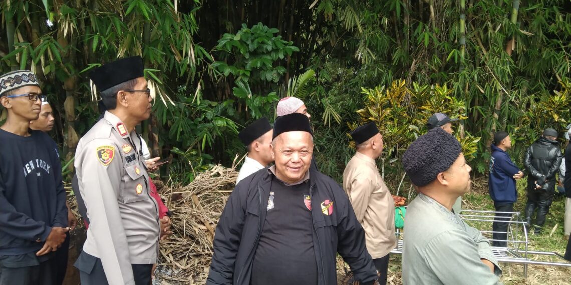 Kapolsek Sukabumi Melayat Warga Yang Meninggal