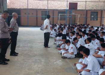 Gelar Dikmas Lantas Unit Lalulintas Polsek Ciaaat Tekan Pengguna Knalpot Brong Kalangan Pelajar