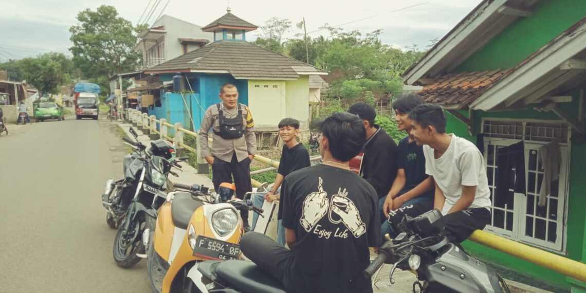 Tingkatkan Kerja Sama Antara Kepolisian Dengan Masyarakat Polsek Cireunghas Sampaikan Imbauan Kamtibmas