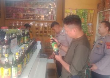 Laksanakan Giat Operasi Miras Polsek Gunungguruh Cipta Kondisi Wilayah