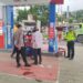 Polisi Polsek Sukalarang Giat Patroli Dialogis Antisipasi Gangguan Kamtibmas Di SPBU