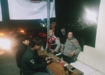 Polsek Cibeureum Gelar Patroli Menjelang dini hari Antisipasi Terjadinya Gangguan Kamtibmas