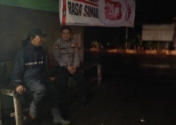 Anggota Patroli Polsek Warudoyong Polres Sukabumi Kota Gencar Laksanakan Patroli Malam Hari.