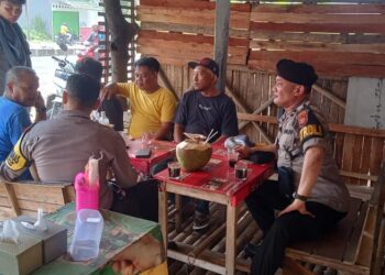 Ciptakan Rasa Aman, Anggota Samapta Polsek Warudoyong Laksanakan Patroli dialogis di Siang Hari