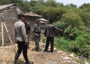 Sinergitas TNI-POLRI Bhabinkamtibmas Babinsa Kelurahan   Citamiang melaksanakan Sambang Warga Binaan.