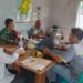 Babinkamtibmas bersinergi dengan Babinsa Sambangi Warga dan Berikan Imbauan Kamtibmas