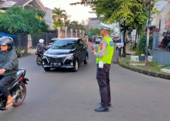 Lakukan Gatur Lalu Lintas Antisipasi Kemacetan Polsek Warudoyong