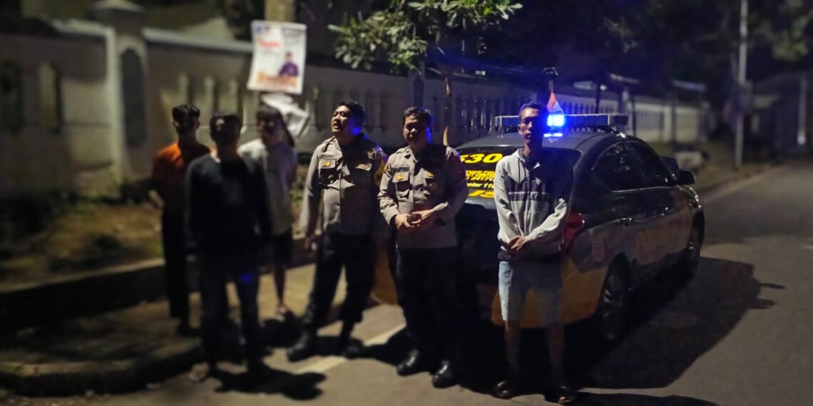 Cegah Kejahatan Malam Minggu Wilayah Hukum Polsek Warudoyong