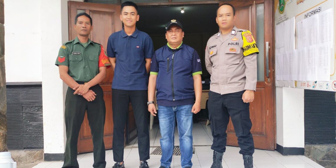 Sinergitas TNI-POLRI Bhabinkamtibmas bersama Babinsa    melaksanakan Sambang kepada Warga Binaan.