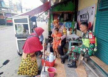 Datangi Warga Langsung, Babinkamtibmas Berikan Himbauan Gukamtibmas