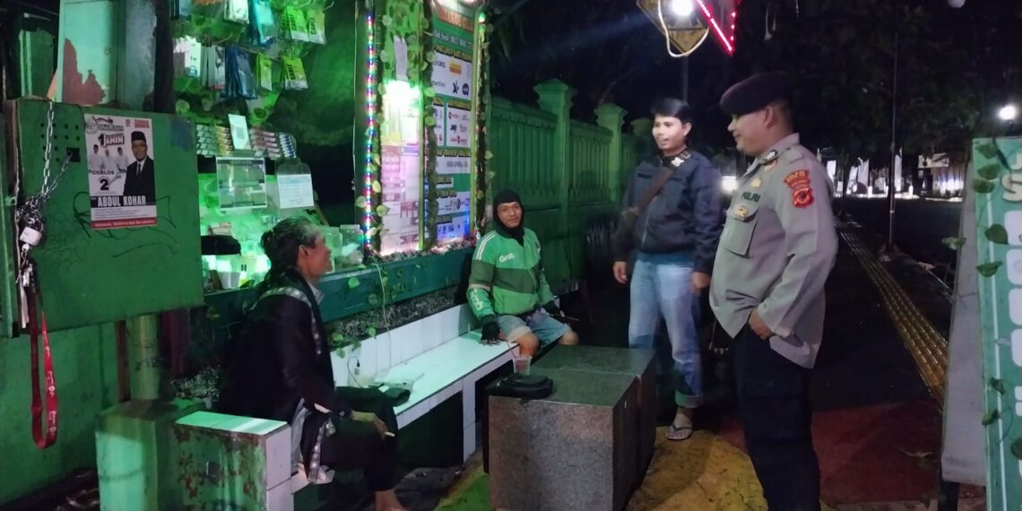 Polsek Gunungpuyuh Laksanakan Patroli Malam, Antisipasi Kejahatan Di Wilayah Gunungpuyuh