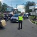 Polsek Warudoyong Gatur Lalu Lintas Paska melintas Kereta Api Pangrango