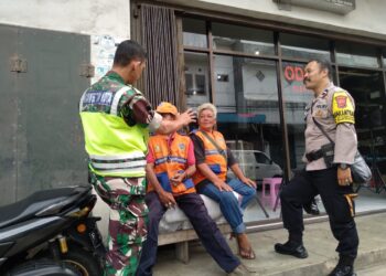 Bhabinkamtibmas Sambangi Juru Parkir Cegah Curanmor