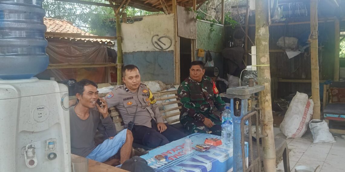 Patroli Sinergitas Tni-Polri Menyambangi Objek Vital Di Wilayah Hukum Polsek Lembursitu