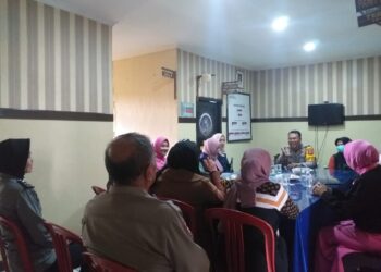 Kapolsek Sukaraja Bersama Ketua Ranting Bhayangkari Sukaraja Menggelar Pertemuan Dengan Ibu-Ibu Bhayangkari