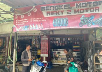 Guna menciptakan keamanan dan kondusif, Polsek Citamiang Patroli Dialogis dan Sambangi Warga.