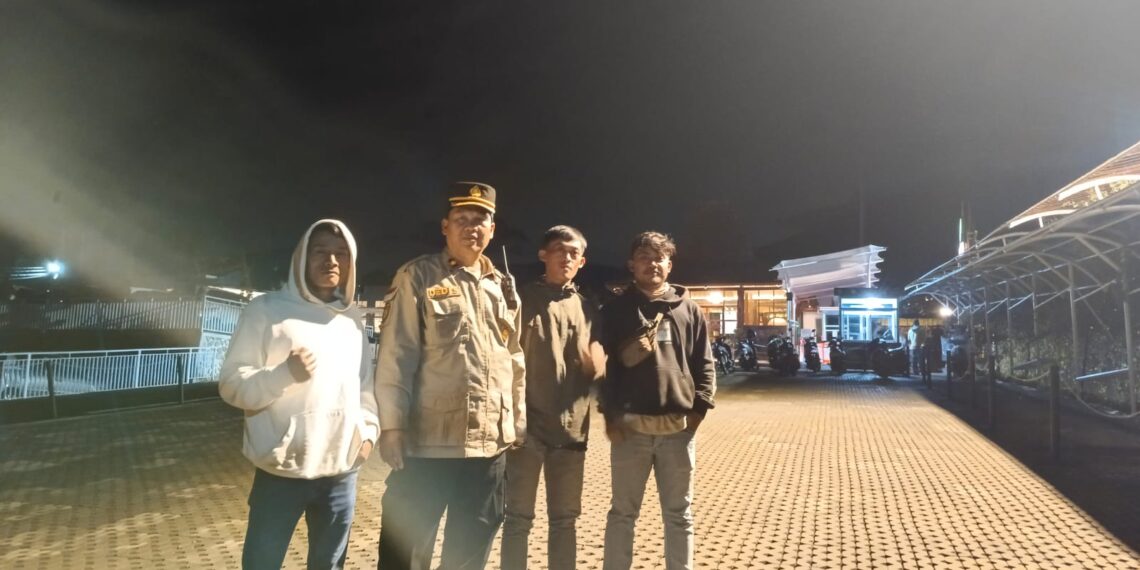 Kapolsek Sukaraja Polres Sukabumi Kota Tingkatkan Patroli Malam Di Kawasan Objek Wisata