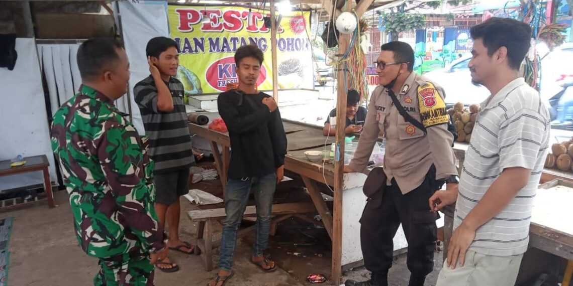 Sinegritas  TNI POLRI  Sambangi  Warga Berikan Himbauan Pesan Kamtibmas