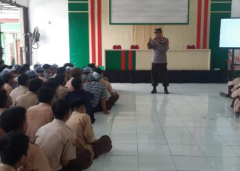 Berikan Himbauan Kepada Siswa Siswi Kanit Binmas Polsek Sukaraja Bersama Bhabinkamtibmas