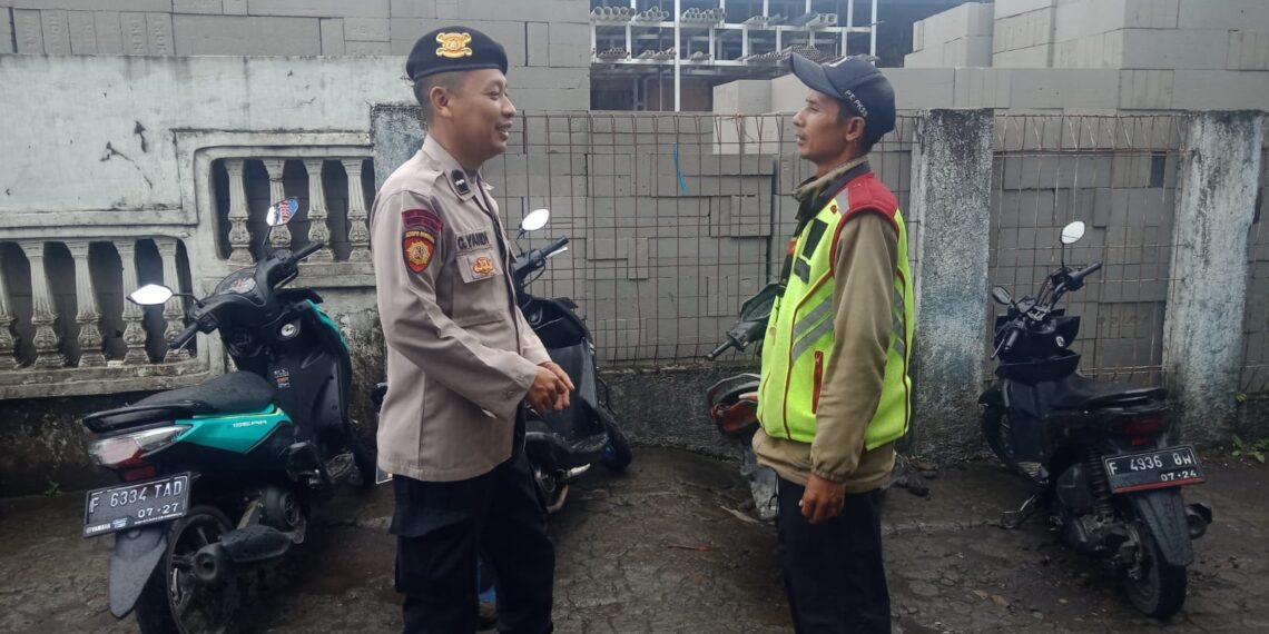 Polisi Berikan Himbauan Kamtibmas Kepada petugas Parkir, Cegah Curanmor