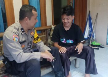 Wujudkan Kedekatan Dengan Warga, Bhabinkamtibmas Polsek Lembursitu  Sambangi Warga Binaan