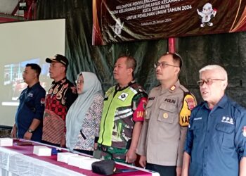 Kapolsek Warudoyong Polres Sukabumi Kota Menghadiri kegiatan Pelantikan KPPS