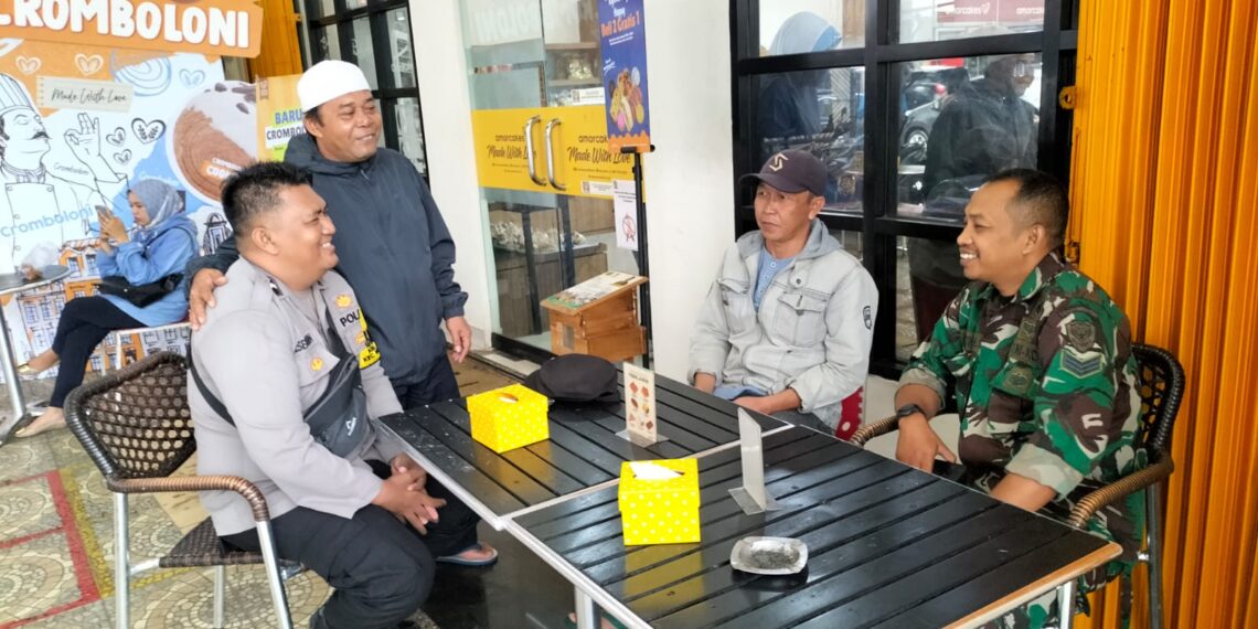 Polsek Warudoyong Laksanakan Sambang dan Silaturahmi Sampaikan Pesan Kamtibmas