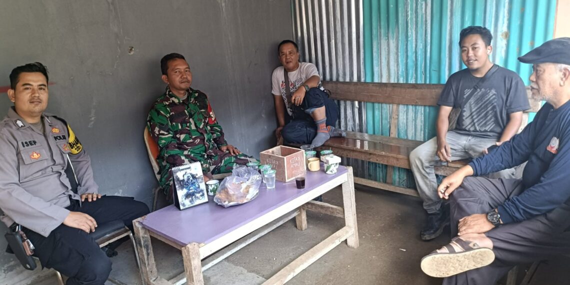 Bhabinkamtibmas dan Babinsa Bersenirgi Rutin Lakukan Sambang Pada Warga Binaan