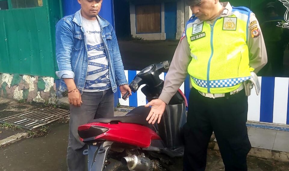 Gencar Razia Knalpot Tidak Sesuai Spesifikasi Teknis Polsek Sukalarang