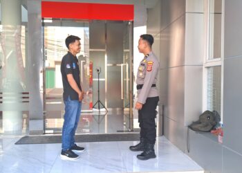 Polsek Citamiang Patroli Dialogis dan Sambangi Warga Guna menciptakan keamanan dan kondusif