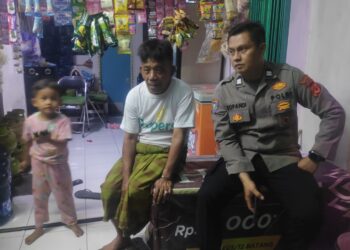 Polsek Kebonpedes Patroli Dialogis Malam dalam Rangka Cegah Terjadinya Tindak Kriminalitas