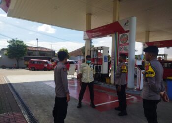 Guna Ciptakan Wilayah yang Aman dan Kondusif, Polsek Citamiang Patroli Dialogis dengan Sambangi Warga