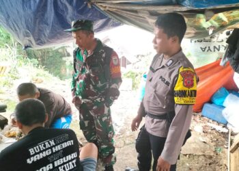 Sinirgitas TNI-POLRI Bhabinkamtibmas bersama Babinsa Kelurahan Tipar Sambang Warga Binaan