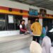 Bhabinkamtibmas Polsek Cireunghas Polres Sukabumi Kota Monitoring Penyaluran Bantuan Pangan Beras