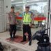 Anggota Samapta Polsek Sukalarang Laksanakan Patroli Dialogis Kerawanan Siang Kontrol Minimarket