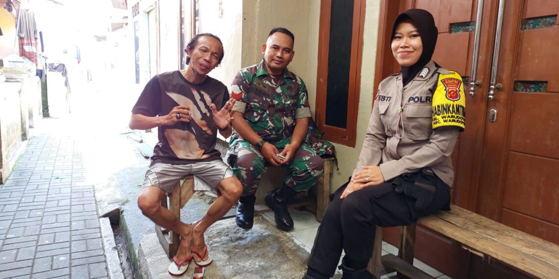 Wujud Nyata Kedekatan POLRI Dengan Warga, Bhabinkamtibmas Lakukan Sambang Kepada Warga Binaan