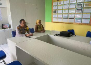 Dengarkan Masukan, Aduan masyrakat  Polsek Cisaat  Gelar  “Ngariung Sareng Kapolsek